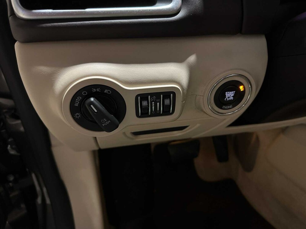 Maserati Ghibli 3.0 V6 330pk 2014 (Origineel-NL), 7-XBS-64