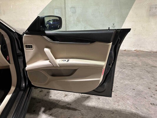 Maserati Ghibli 3.0 V6 330pk 2014 (Origineel-NL), 7-XBS-64