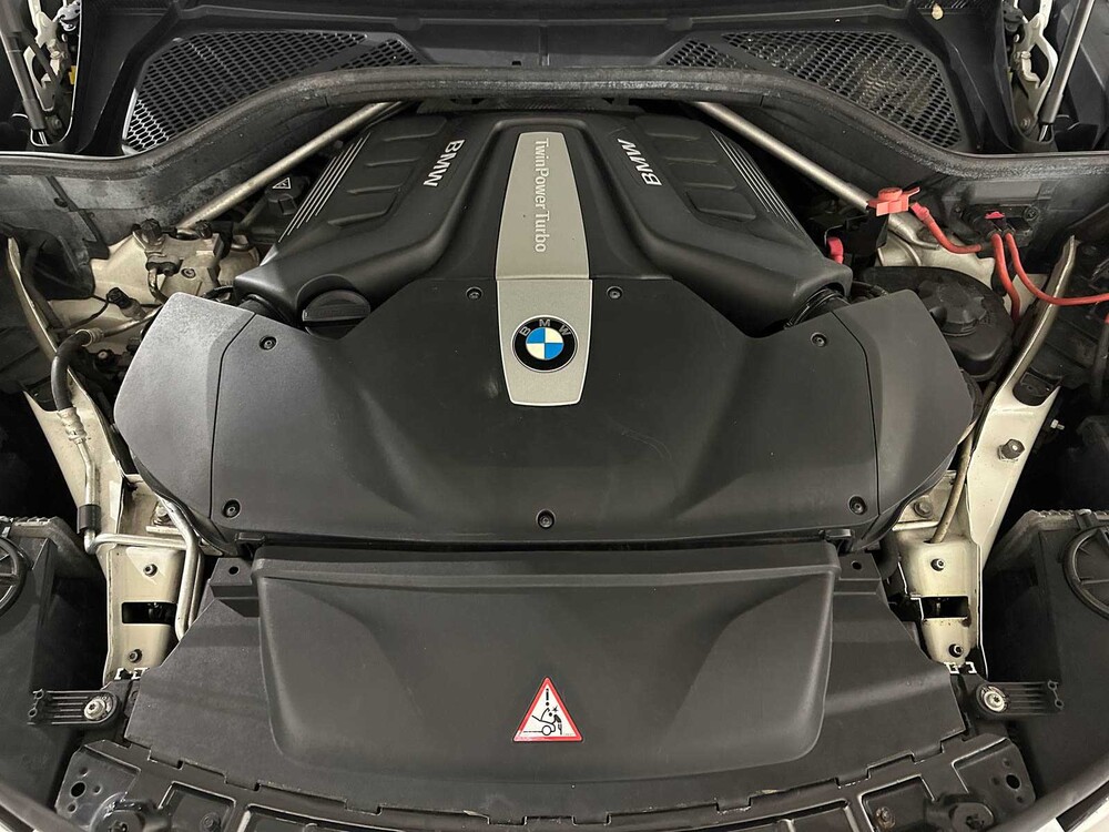 BMW X5 xDrive50i 4.4 V8 High Executive 449pk 2014, J-094-RR