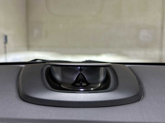 BMW X5 xDrive50i 4.4 V8 High Executive 449pk 2014, J-094-RR