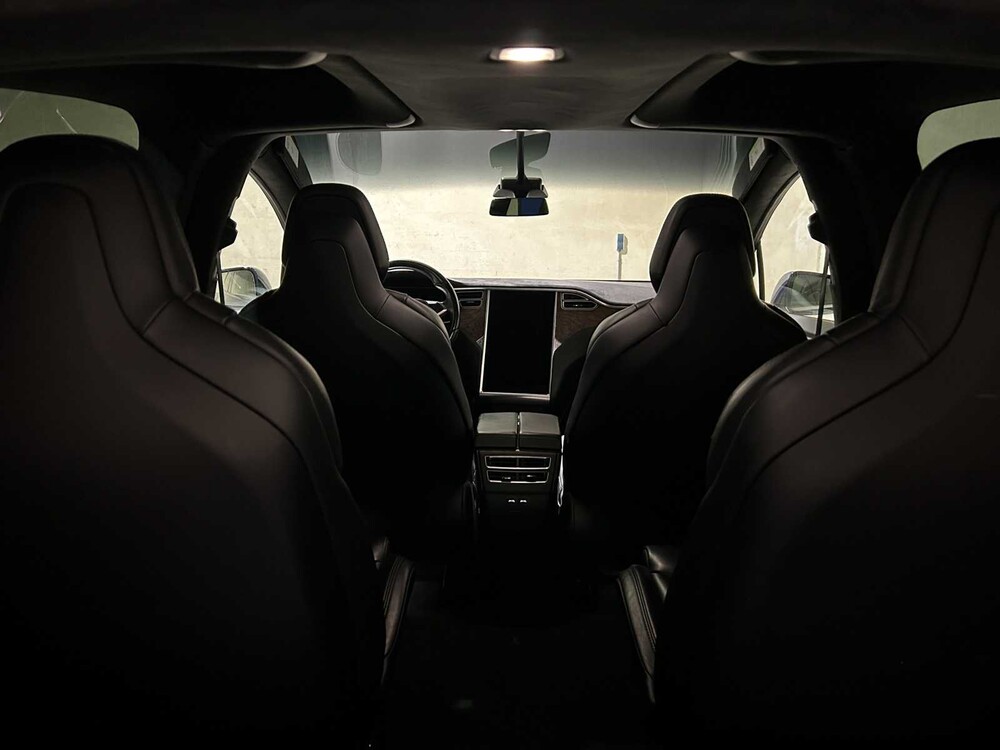 Tesla Model X 90D Basis 6p. 428 PS 2017 (Original-NL+1. Besitzer), PG-264-L