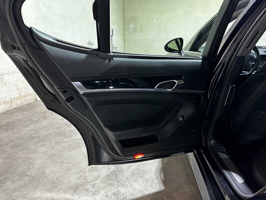 Porsche Panamera S 4.8 V8 405pk 2011