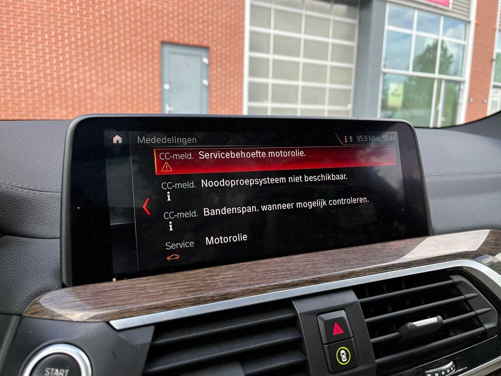 BMW X3 xDrive30i Luxury Line 252pk 2019 G01