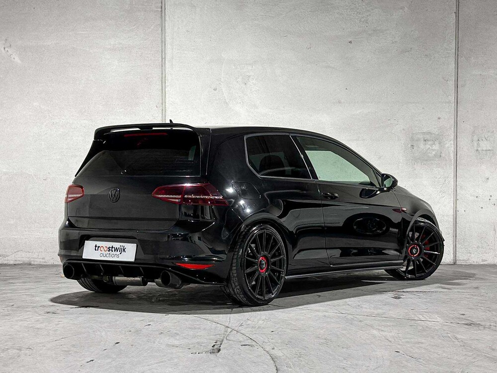 Volkswagen Golf GTI Performance (VII / MK7 / Golf 7) 396pk 2014