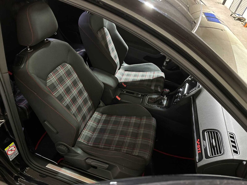 Volkswagen Golf GTI Performance (VII / MK7 / Golf 7) 396 PS 2014