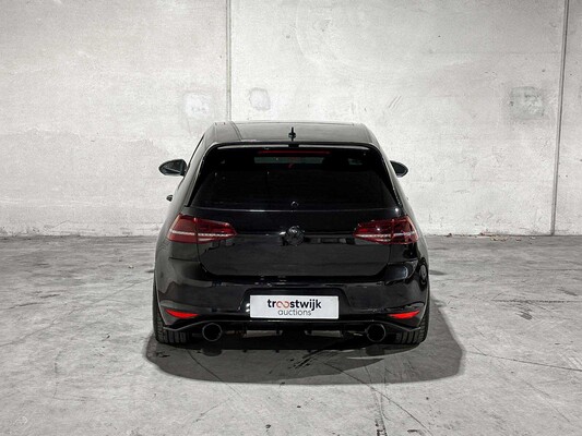 Volkswagen Golf GTI Performance (VII / MK7 / Golf 7) 396pk 2014