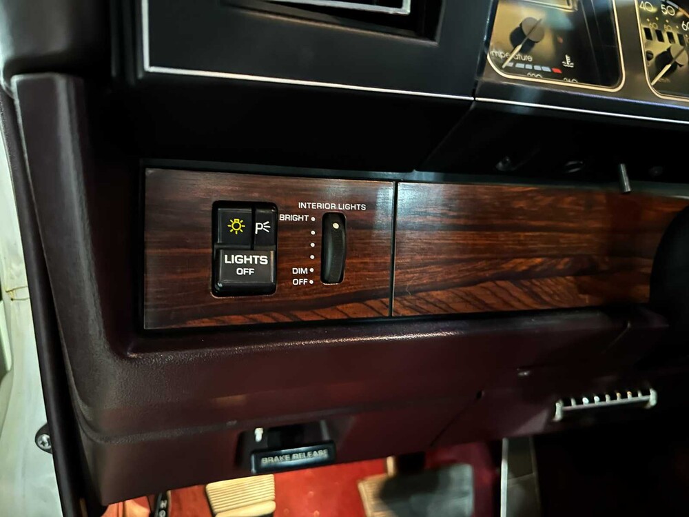 Chevrolet USA Caprice 5.0 Brougham 163pk 1986, 21-LZG-9