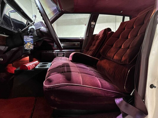 Chevrolet USA Caprice 5.0 Brougham 163pk 1986, 21-LZG-9