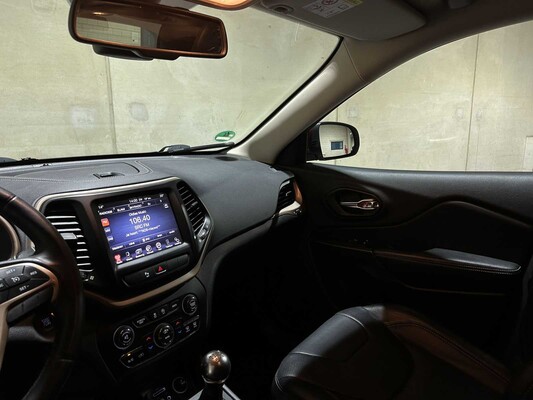 Jeep Cherokee 2.0 MultiJet Limited 4x4 140 PS 2015 (Original-NL), VS-938-R Nutzfahrzeug