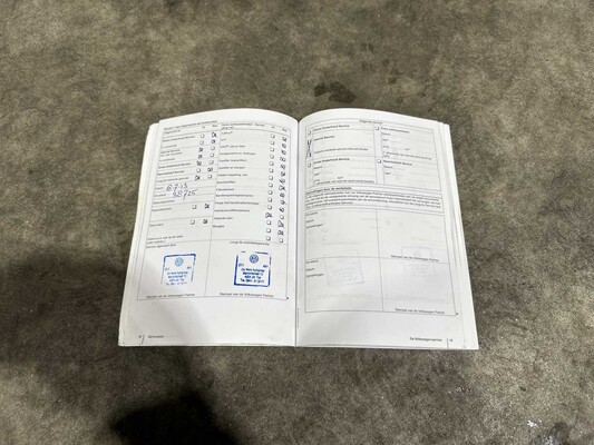 Volkswagen Passat Variant 1.8 TSI Highline 160pk 2011 (Origineel-NL), 71-RPV-9