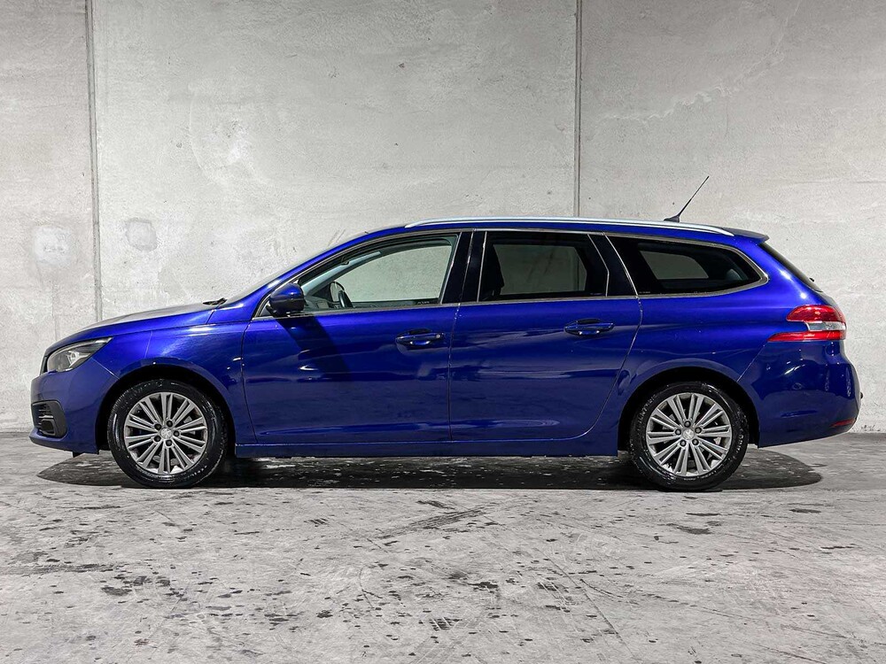 Peugeot 308 SW 1.2 PureTech Blue Lease Premium 5D 131pk 2020 (Origineel-NL), H-199-PD