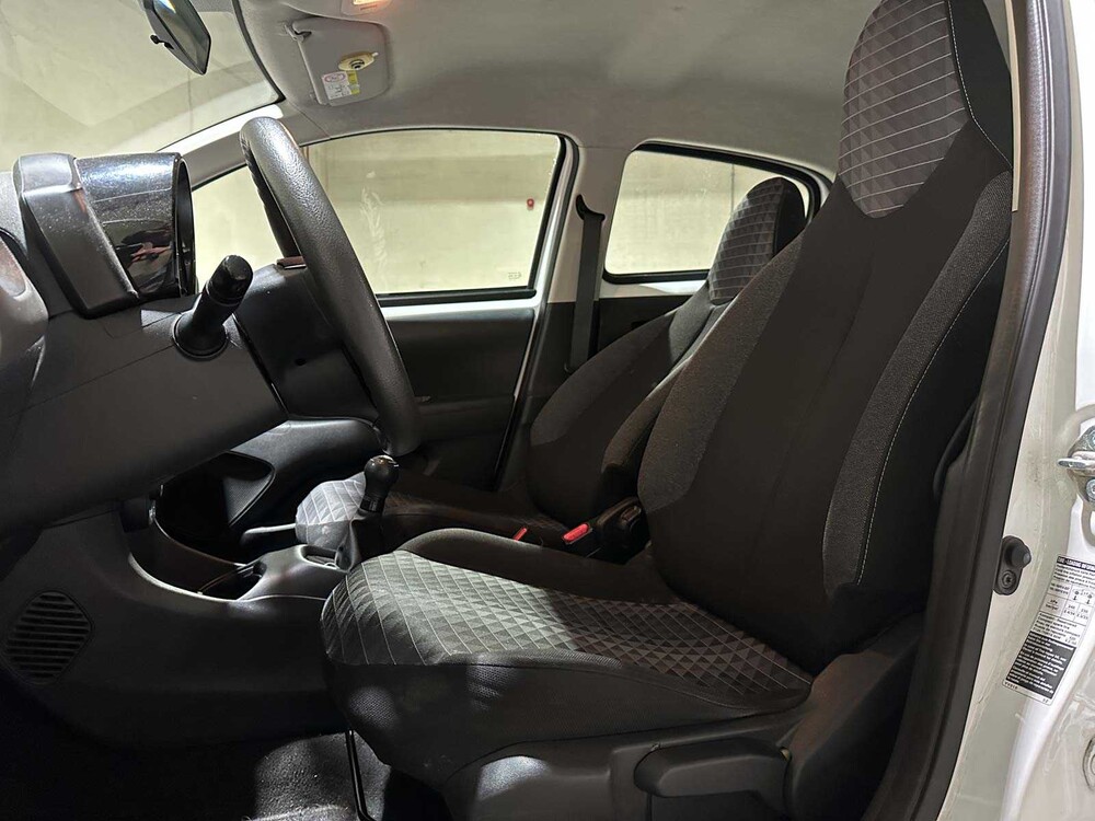 Peugeot 108 1.0 e-VTi Active 72pk 2021 (Origineel-NL), N-569-KN