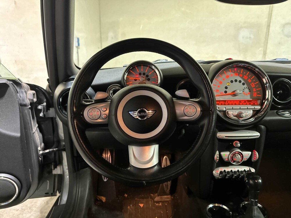 Mini Cooper S -AUTOMAAT- 1.6 174pk 2010, 29-LDD-3
