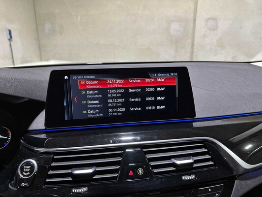 BMW 520i Touring High Executive Sport-Line 5-serie 184pk 2019 (Origineel-NL), XG-208-V