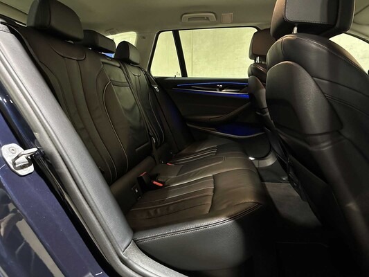 BMW 520i Touring High Executive Sport-Line 5-serie 184pk 2019 (Origineel-NL), XG-208-V