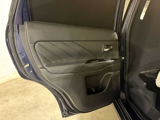 Mitsubishi Outlander 2.2 DI-D Instyle 4WD 150pk 2017, V-802-JZ