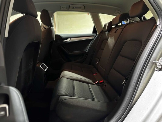 Audi A4 Avant 2.0 TDI Pro Line AUTOMAAT 134pk 2014, XD-663-L