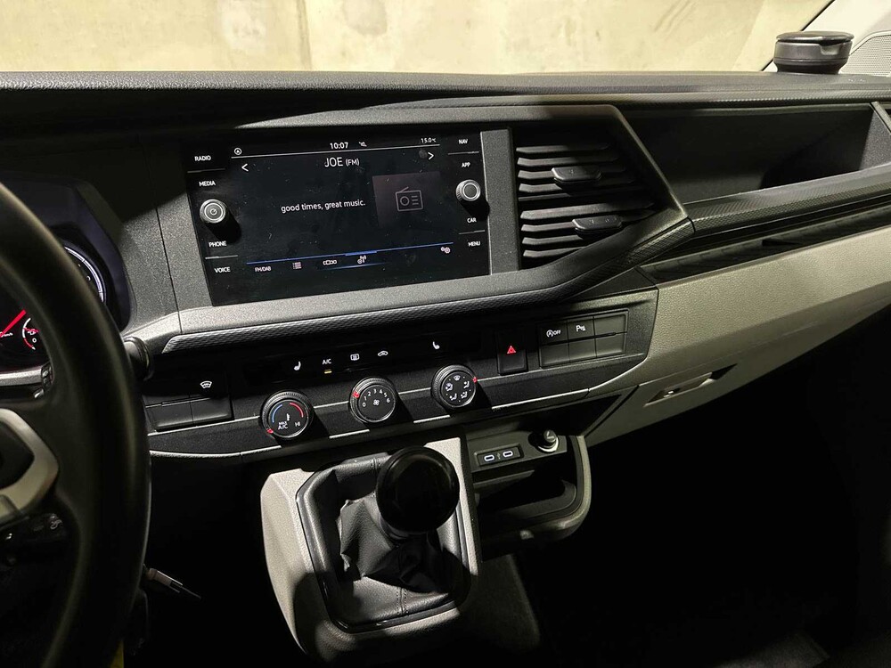 Volkswagen Transporter 2.0 TDI L2H1 30 DC 6-Persoons Highline 150pk 2020 (Origineel-NL), VGK-42-L Bedrijfswagen