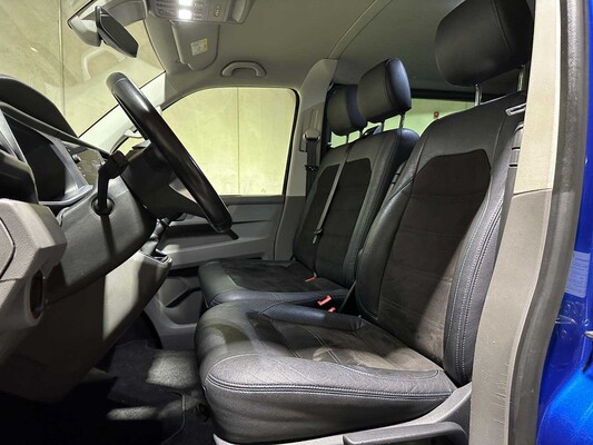 Volkswagen Transporter 2.0 TDI L2H1 30 DC 6-Persoons Highline 150pk 2020 (Origineel-NL), VGK-42-L Bedrijfswagen