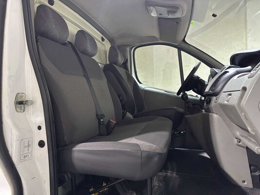 Renault Trafic 2.0 dCi T27 L1H1 Eco Black Edition 89pk 2014 (Origineel-NL), VJ-606-F