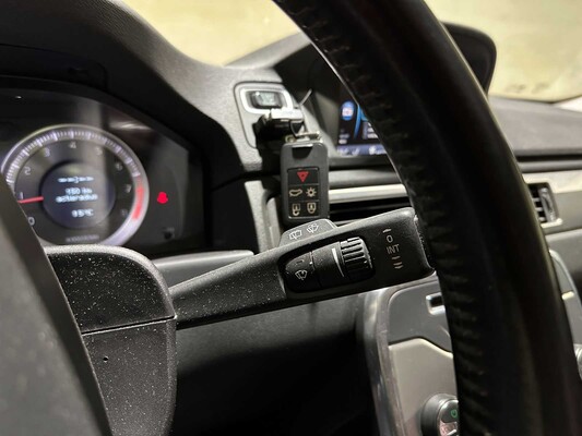 Volvo V70 1.6 T4 Limited Edition 179pk 2011 (Origineel-NL), 63-RSF-2