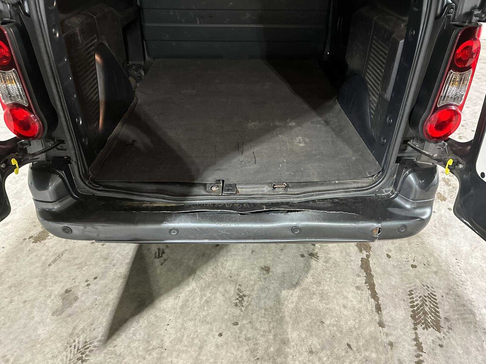 Peugeot Partner 120 1.6 BlueHDi 100 L1 Premium Pack S&S 99pk 2018 (Origineel-NL), V-723-NZ