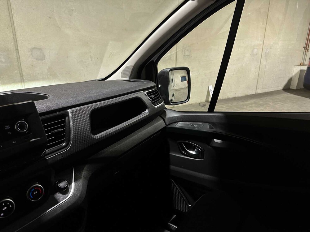 Renault Trafic 9-Seater 2.0 110hp 2023