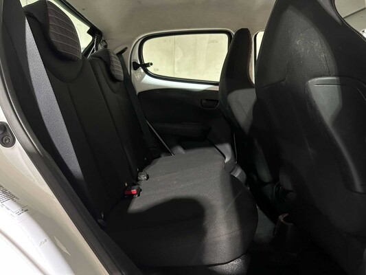 Peugeot 108 1.0 e-VTi Active 71pk 2021 (Origineel-NL + 1e eigenaar), N-570-KN 