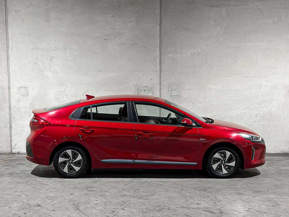 Hyundai IONIQ 1.6 GDi Comfort 141pk 2019 Plug-In Hyrbid (Origineel-NL), XS-254-P