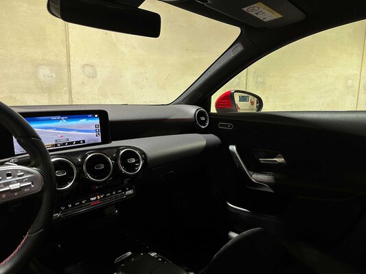 Mercedes-Benz A180 D Business Solution AMG 116 PS 2018 (Original-NL) A-Klasse, SR-559-F