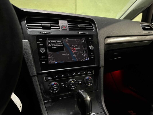 Volkswagen Golf 1.0 TSI Comfortline Business 110pk 2018 (Origineel-NL), RX-771-L