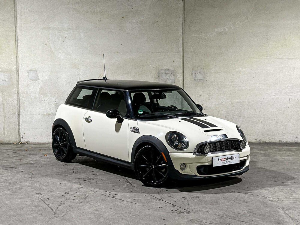 Mini Cooper S Westminster 1.6 215pk 2013, N-563-VK