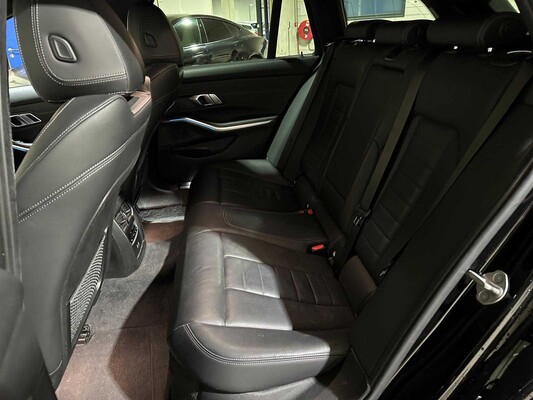 BMW 330e Touring Business Edition Plus 184pk 2021 3-serie (Origineel-NL + 1e Eigenaar) L-480-TL
