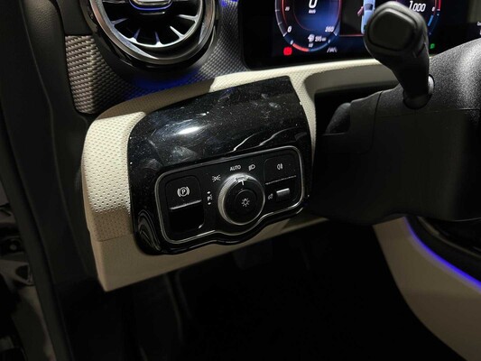 Mercedes-Benz A250 e Business Solution Luxury Limited 218 PS 2020 (Original-NL + 1. Eigentümer) A-Klasse, J-849-SG