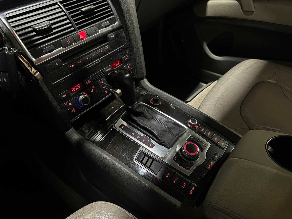 Audi Q7 4.2 FSI Quattro Pro Line+ 4+2 349pk 2007 (Origineel-NL), 23-TR-LK Youngtimer