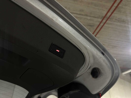 Audi Q7 4.2 FSI Quattro Pro Line+ 4+2 349pk 2007 (Origineel-NL), 23-TR-LK Youngtimer