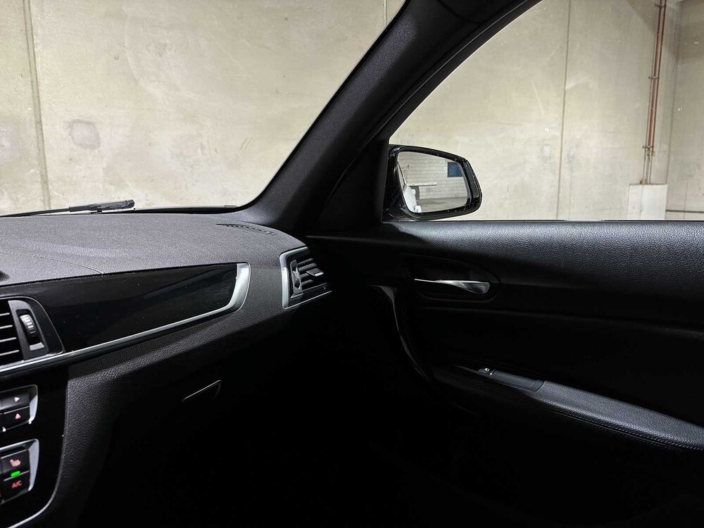 BMW 118i Edition M Sport Shadow High Executive 1-serie 134pk 2019, P-613-RT 