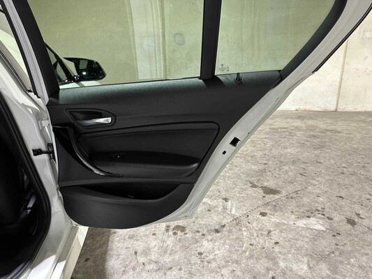 BMW 118i Edition M Sport Shadow High Executive 1-serie 134pk 2019, P-613-RT 