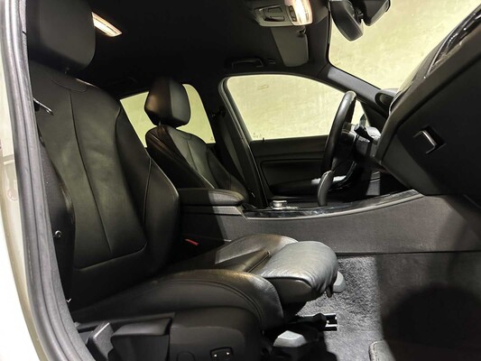 BMW 118i Edition M Sport Shadow High Executive 1-serie 134pk 2019, P-613-RT