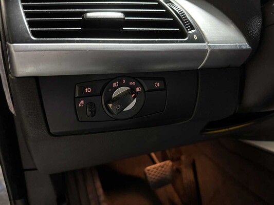 BMW X5 xDrive48i 4,8 V8 E70 355 PS 2007, P-834-RB Youngtimer