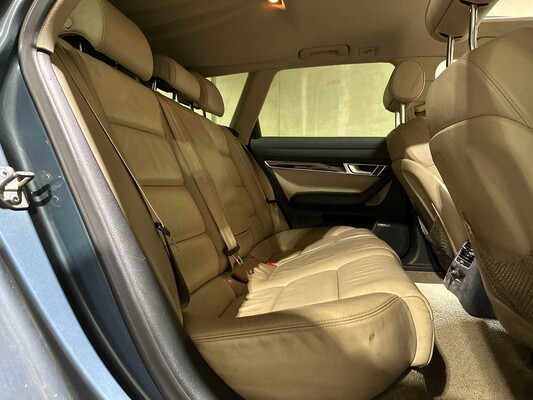Audi A6 Allroad Quattro 4.2 FSI V8 Pro Line 349pk 2007, HR-036-Z