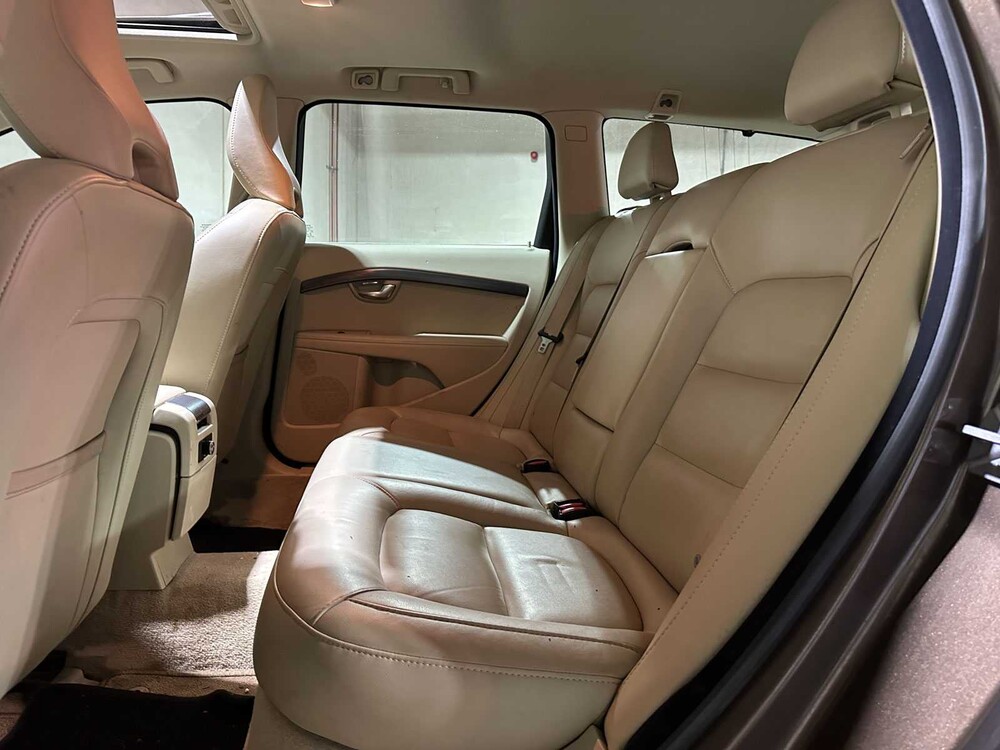 Volvo V70 2.0 D4 Summum 181pk 2015 (Origineel-NL), GB-859-B