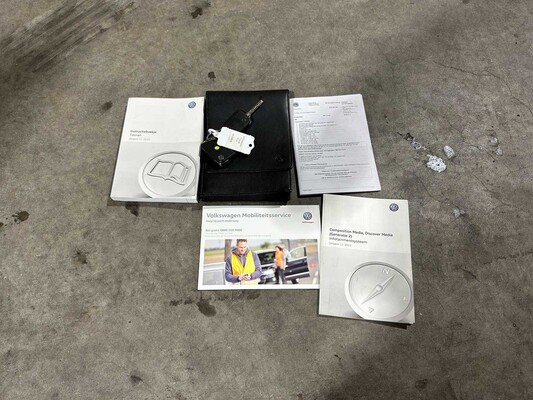 Volkswagen Touran 1.4 TSI Highline 7p 150pk 2016, JJ-339-N