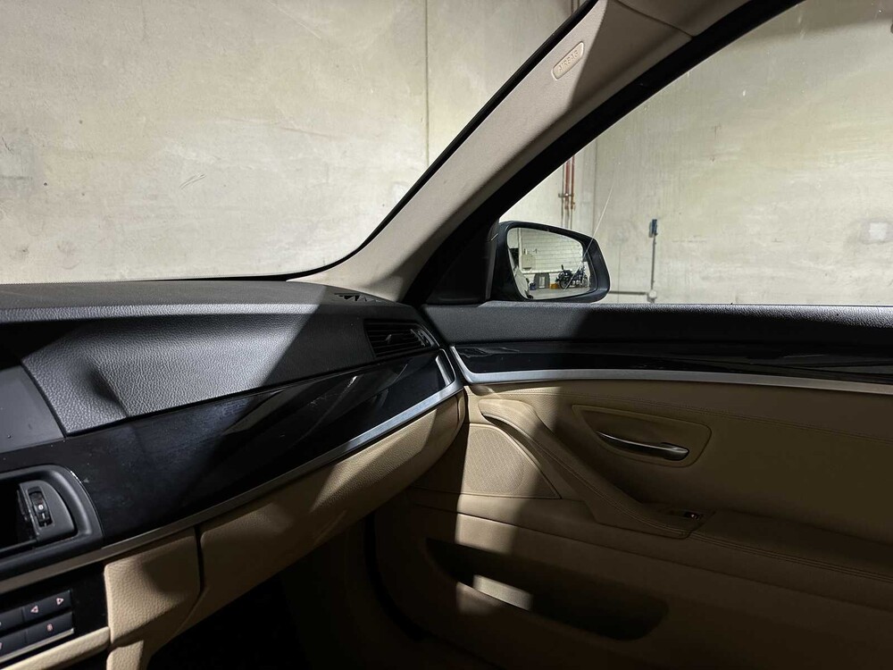 BMW 523i Touring High Executive 204pk 2010 5-serie F11, L-790-VL