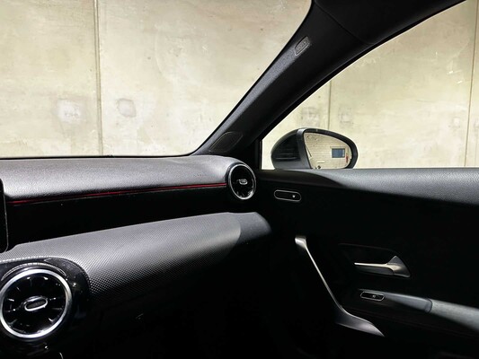 Mercedes-Benz A200 Business Solution AMG A-klasse 163pk 2019 (Origineel-NL), XH-436-L