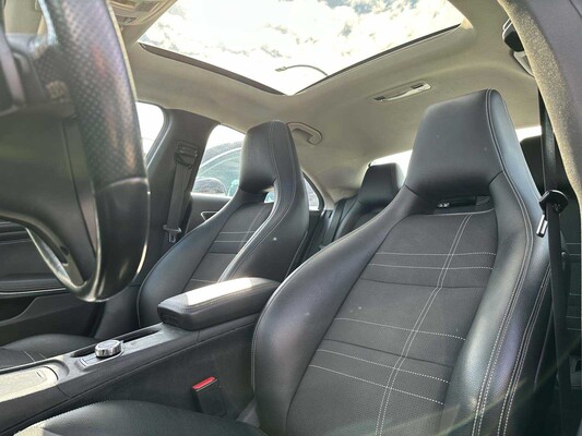 Mercedes-Benz CLA250 Prestige CLA-klasse 208pk 2014, GZ-257-J