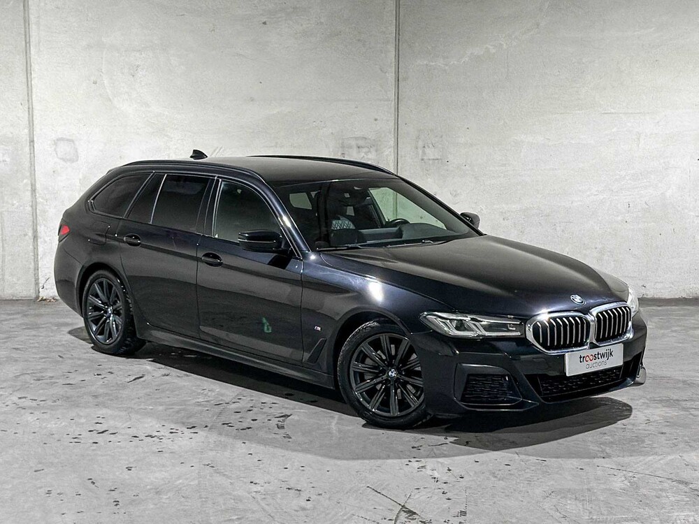 BMW 520i Touring High Executive Edition M-Sport 184 PS 2021 (Original-NL) 5er G31, L-194-JX