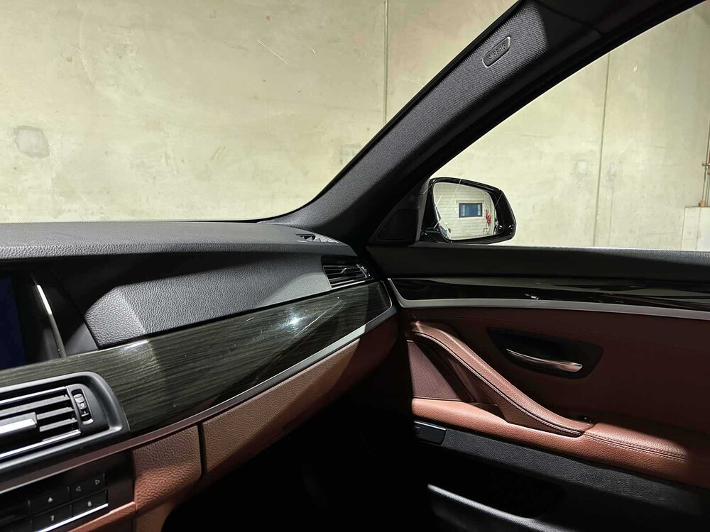 BMW 520i Luxury Edition 184 PS 2016 (Original-NL) 5er-F10, KK-611-L
