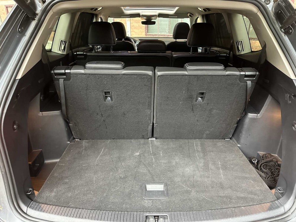 Volkswagen Atlas 3.6 V6 R-Line 7-Seater 280hp 2023