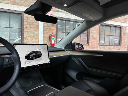Tesla Model Y Max Range AWD 345pk 2022